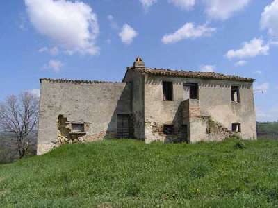 Landhuis te koop in Itali - Marken / Marche - Arcevia -  95.000