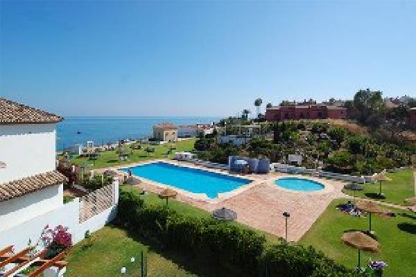 Villa te koop in Spanje - Andalusi - Costa del Sol - Estepona -  400.000