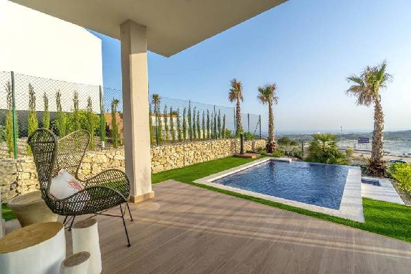 Villa te koop in Spanje - Valencia (Regio) - Alicante (prov.) - Finestrat -  345.000