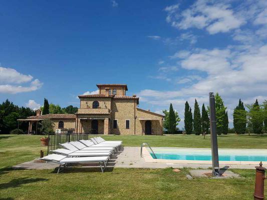 Landhuis te koop in Itali - Umbri - Castiglione del Lago (PG) -  1.300.000