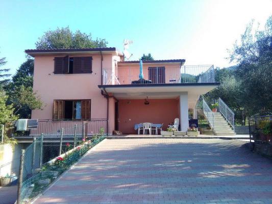 Villa te koop in Itali - Umbri - Passignano -  450.000