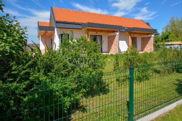 Villa for sale in Hungary - Pannonia (West) - Balaton - Gyenesdias -  630.000