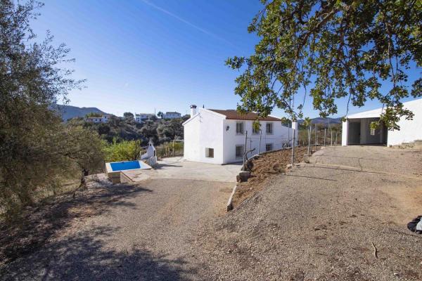 Landhuis te koop in Spanje - Andalusi - Mlaga - Comares -  275.000