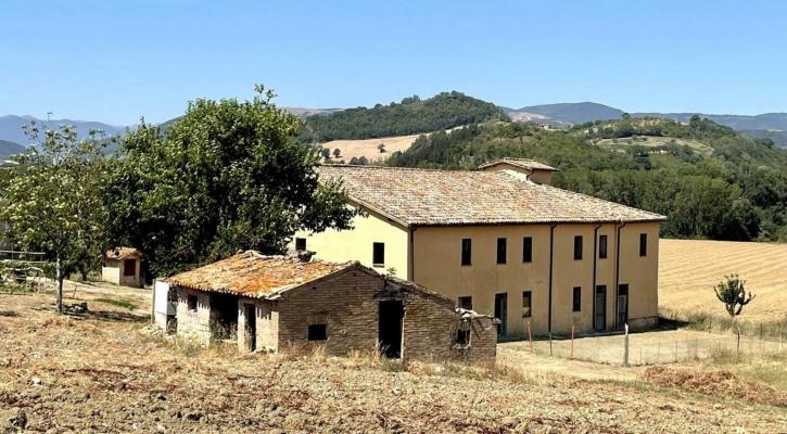 Landgoed te koop in Itali - Marken / Marche - San Severino -  240.000