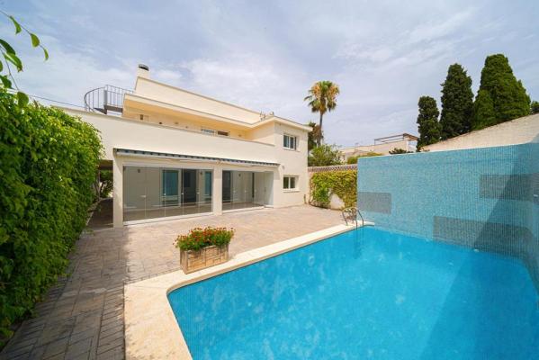 Villa te koop in Spanje - Valencia (Regio) - Costa Blanca - Albir -  760.000