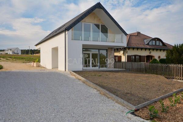 Villa for sale in Hungary - Pannonia (West) - Balaton - Nemesbk -  365.000