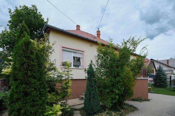 Villa for sale in Hungary - Pannonia (West) - Balaton - Keszthely -  228.000