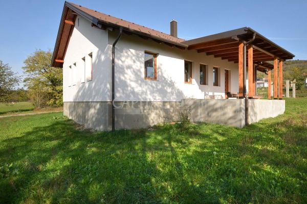 Villa te koop in Hongarije - Pannonia (West) - Balaton - Cserszegtomaj -  350.000
