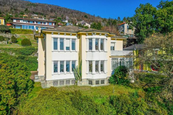 Villa te koop in Itali - Lago Maggiore - Verbania -  2.600.000