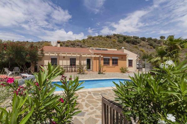 Landhuis te koop in Spanje - Andalusi - Mlaga - Sedella -  310.000