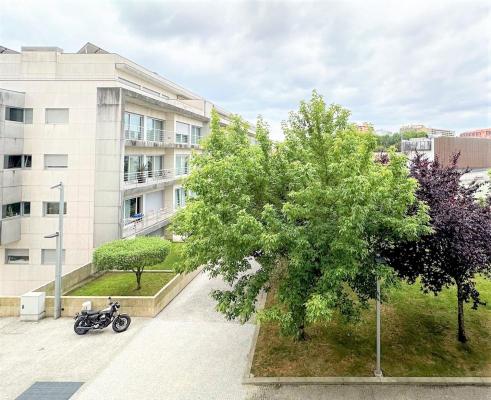 Appartement te koop in Portugal - Porto - Porto - Campanh -  585.000