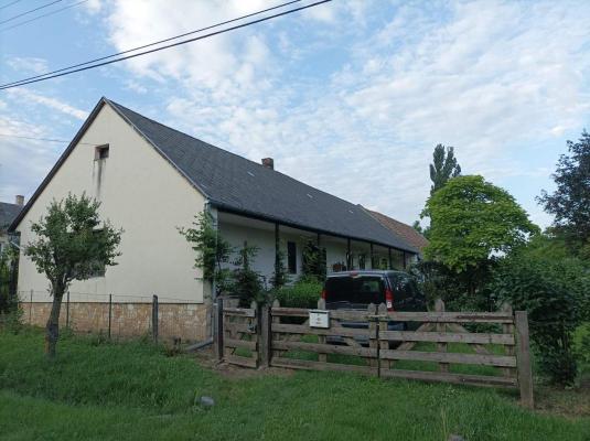 (Woon)boerderij te koop in Hongarije - Pannonia (West) - Tolna (Szekszrd) - Szakcs -  119.500