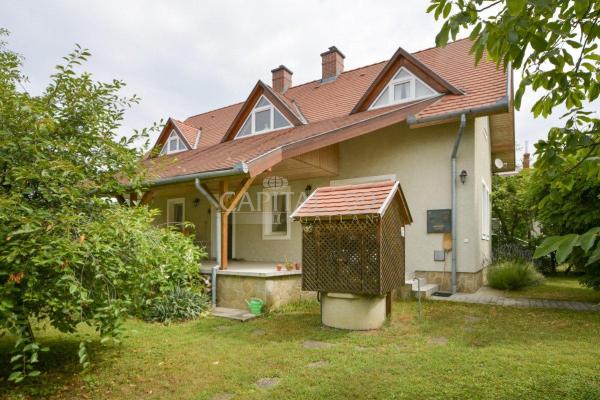 Villa te koop in Hongarije - Pannonia (West) - Balaton - Vonyarcvashegy -  290.000