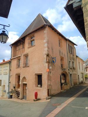 Maison de Caractre te koop in Frankrijk - Auvergne - Puy-de-Dme - Montaigut en Combraille -  80.000