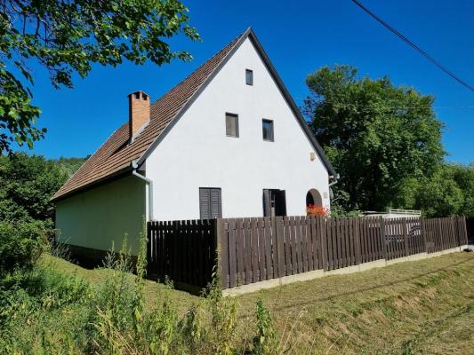 Hongarije ~ Pannonia (West) ~ Baranya (Pcs) - Villa