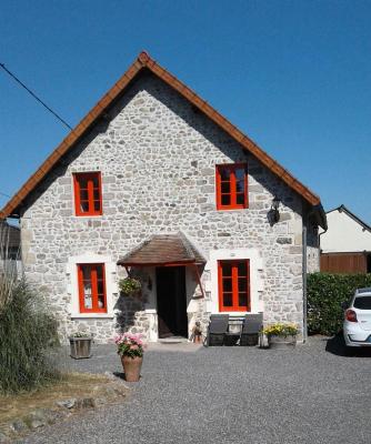 Maison de Caractre te koop in Frankrijk - Bourgogne - Nivre - Luzy -  298.000