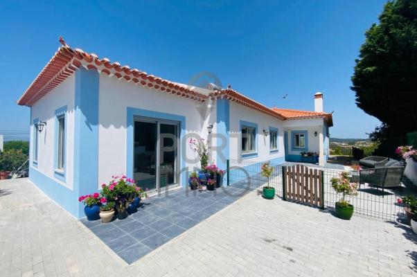 Villa te koop in Portugal - Leiria - Caldas da Rainha - Caldas Da Rainha -  375.000