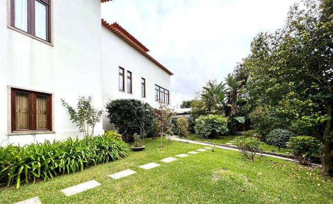 Villa te koop in Portugal - Porto - Vila Nova de Gaia - Gulpilhares -  1.250.000