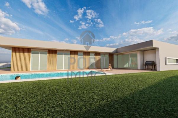 Villa te koop in Portugal - Leiria - Alcobaa -  85.000