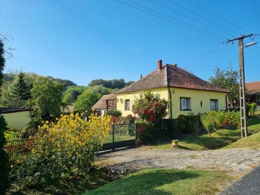 House for sale in Hungary - Pannonia (West) - Baranya (Pcs) - Terecseny -  64.900