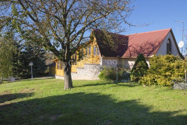 Villa te koop in Hongarije - Pannonia (West) - Balaton - Cserszegtomaj -  200.000