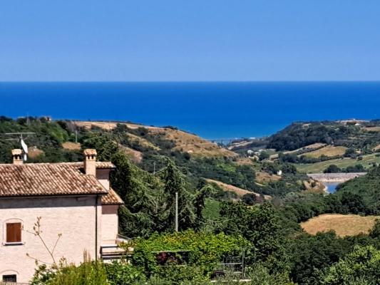 Villa zu verkaufen in Italien - Marche - montefiore dell\\`aso -  495.000