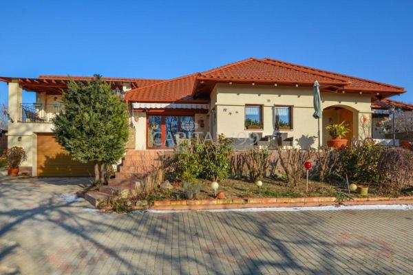 Villa te koop in Hongarije - Pannonia (West) - Balaton - Cserszegtomai -  420.000