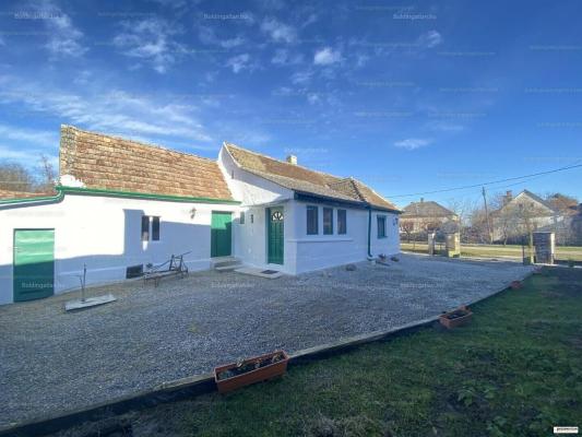 Country house for sale in Hungary - Pannonia (West) - Somogy (Kaposvr) - Peterhida -  17.700