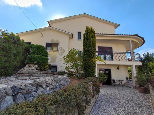 Villa for sale in Portugal - Leiria - Leiria - Santa Catarina da Serra -  325.000