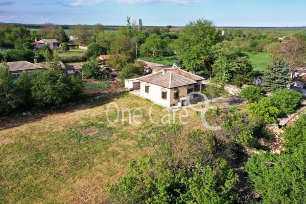 House for sale in Bulgaria - North-Eastern - Sirakovo -  55.000