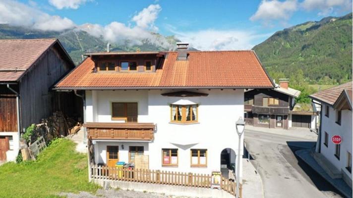 Oesterreich ~ Tirol - Arbeit & Wohnen Haus