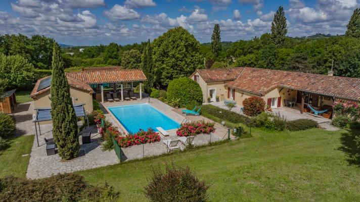 Landgoed te koop in Frankrijk - Aquitaine - Lot-et-Garonne - Villeneuve-sur-Lot -  549.000