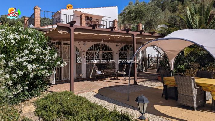 Landhuis te koop in Spanje - Andalusi - Granada - Fuente Camacho -  225.000