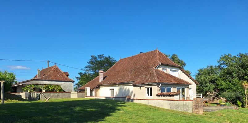 Frankrijk ~ Aquitaine ~ 64 - Pyrnes-Atlantiques - Maison de Caractre