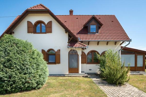 Hongarije ~ Pannonia (West) ~ Balaton - Villa