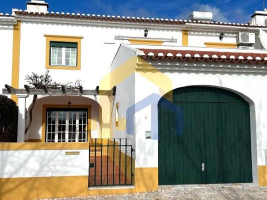 Portugal ~ vora ~ Estremoz - Geschakelde woning