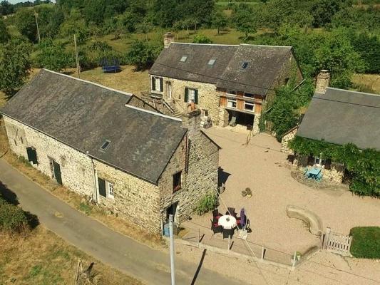 Frankrijk ~ Basse-Normandie ~ 61 - Orne - Maison en pierre